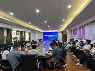 襄陽高新區舉辦孵化器與眾創空間建設運營座談會暨業務培訓會，共話企業孵化新篇章